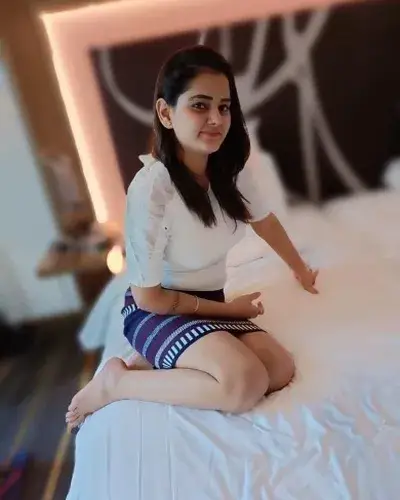 Escort Service In Khirkiya